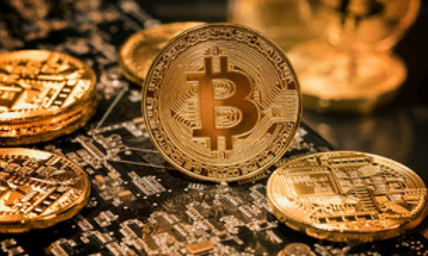 SEC приостанавливает утверждение Solana ETF